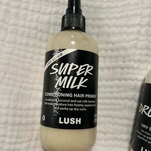 LUSH Super Milk Conditioning Hair Primer - White
